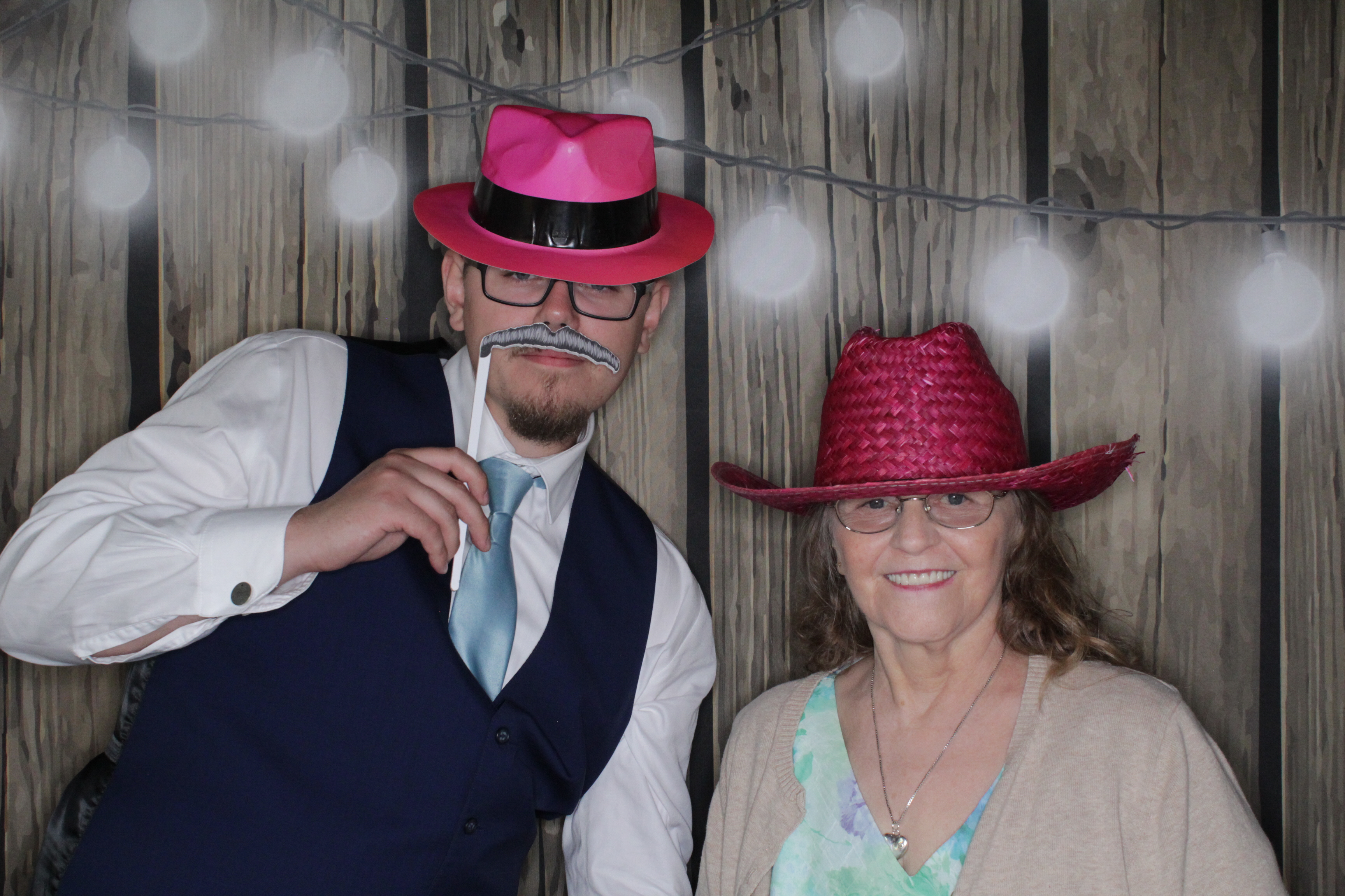 Ashlyn and Donald's Wedding | View more photos from the event at gallery.photoboothbillings.com/u/PhotoBoothBillings/Ashlyn-and-Donalds-Wedding