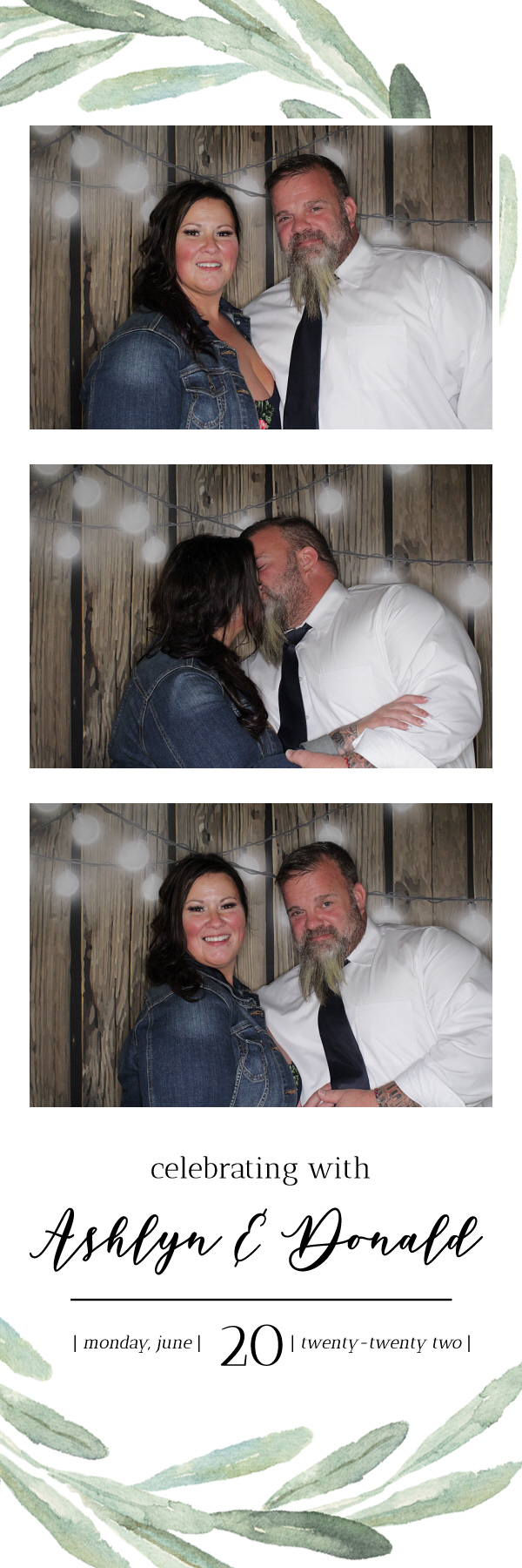Ashlyn and Donald's Wedding | View more photos from the event at gallery.photoboothbillings.com/u/PhotoBoothBillings/Ashlyn-and-Donalds-Wedding