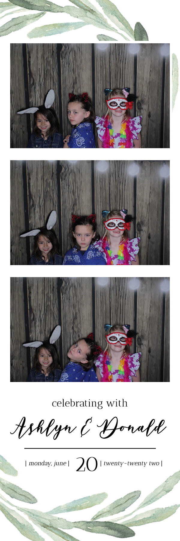 Ashlyn and Donald's Wedding | View more photos from the event at gallery.photoboothbillings.com/u/PhotoBoothBillings/Ashlyn-and-Donalds-Wedding