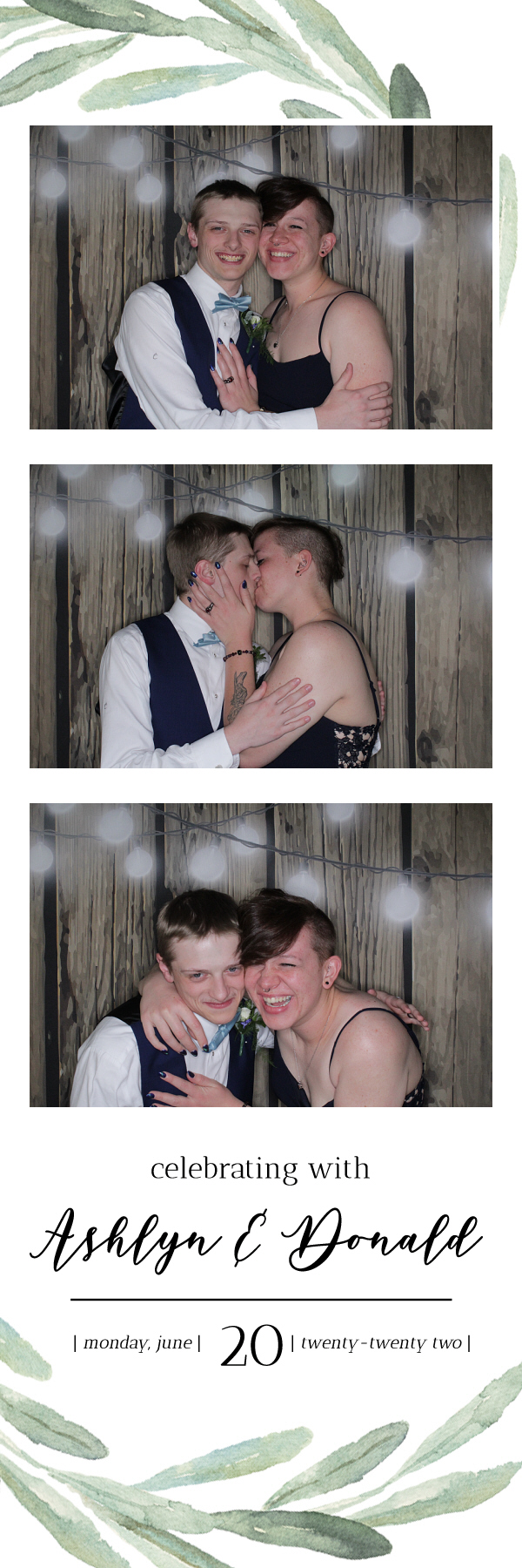 Ashlyn and Donald's Wedding | View more photos from the event at gallery.photoboothbillings.com/u/PhotoBoothBillings/Ashlyn-and-Donalds-Wedding
