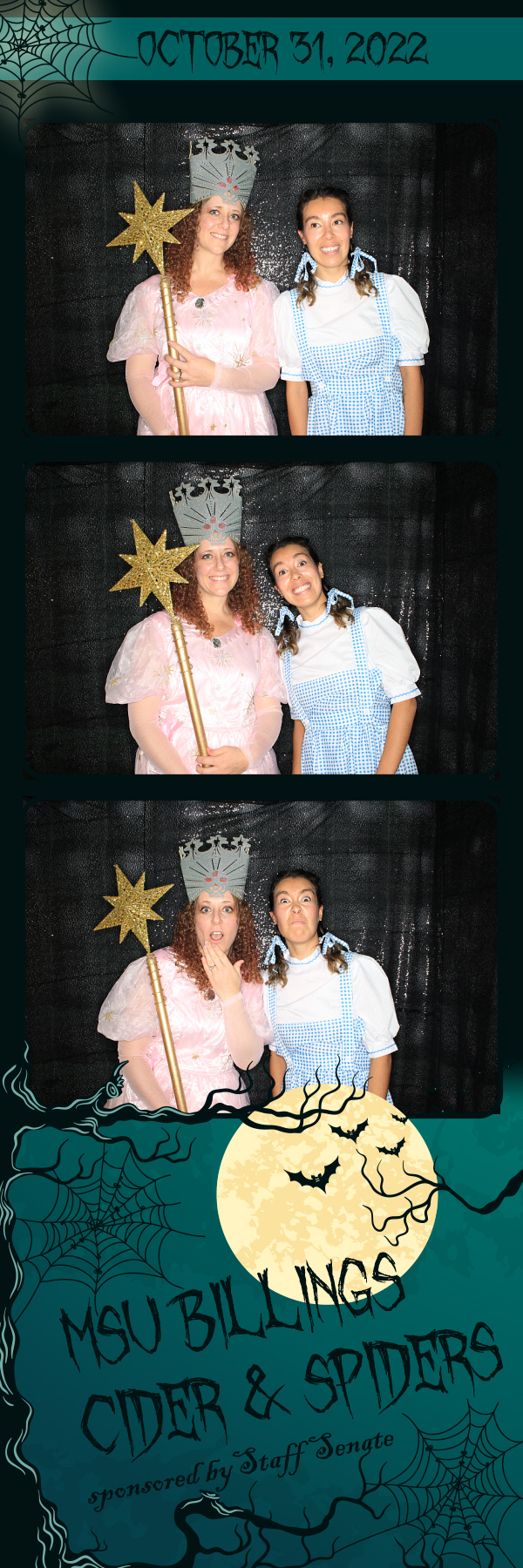 Cider and Spiders | View more photos from the event at gallery.photoboothbillings.com/u/PhotoBoothBillings/Cider-and-Spiders