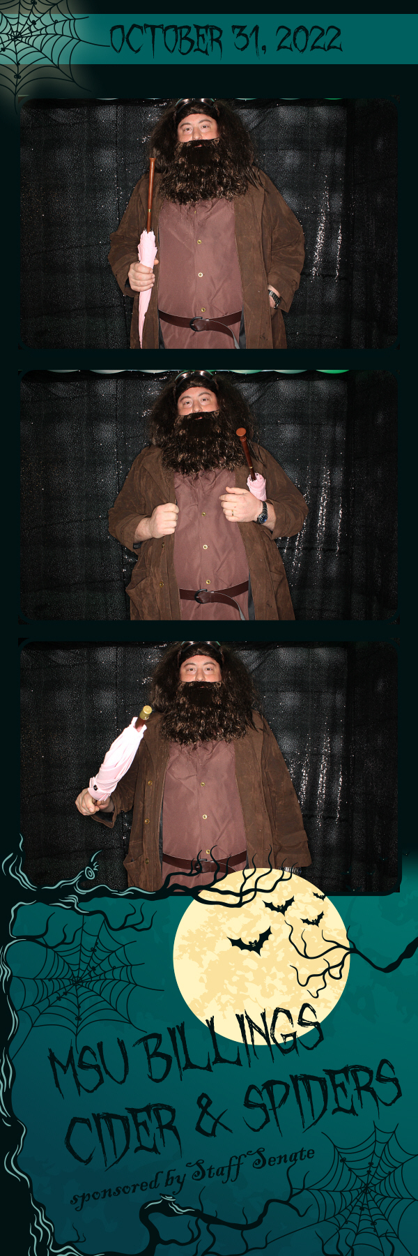 Cider and Spiders | View more photos from the event at gallery.photoboothbillings.com/u/PhotoBoothBillings/Cider-and-Spiders