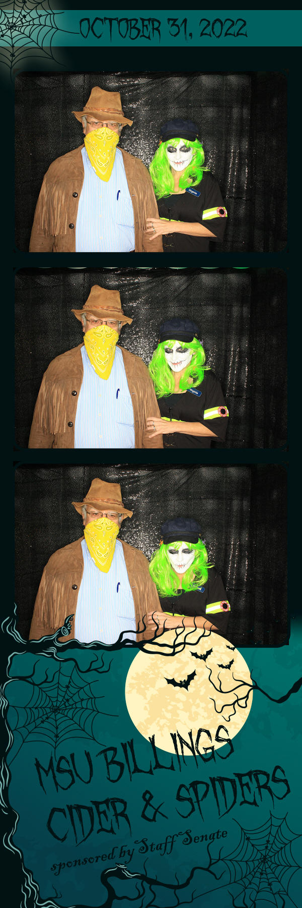 Cider and Spiders | View more photos from the event at gallery.photoboothbillings.com/u/PhotoBoothBillings/Cider-and-Spiders