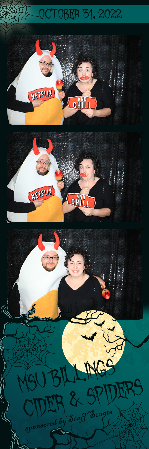 Cider and Spiders | View more photos from the event at gallery.photoboothbillings.com/u/PhotoBoothBillings/Cider-and-Spiders