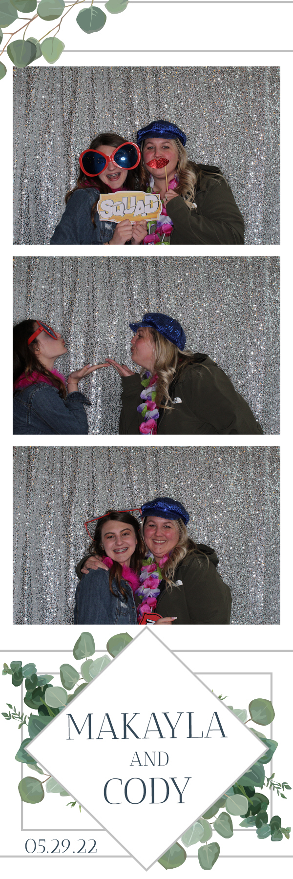 Cody and Makayla's Wedding | View more photos from the event at gallery.photoboothbillings.com/u/PhotoBoothBillings/Cody-and-Makaylas-Wedding
