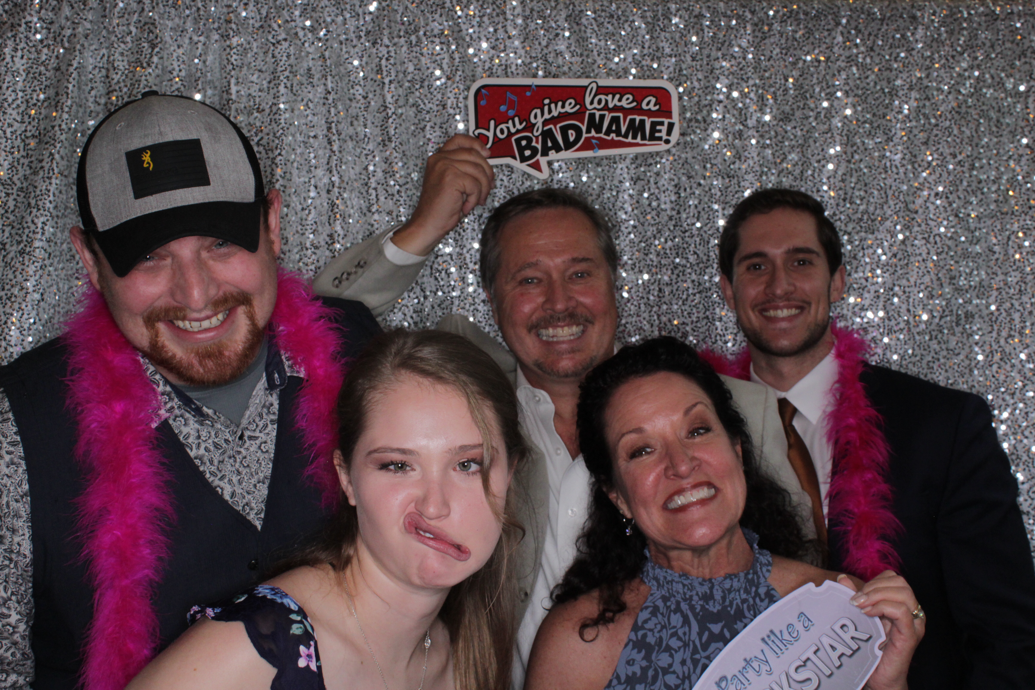 Cody and Makayla's Wedding | View more photos from the event at gallery.photoboothbillings.com/u/PhotoBoothBillings/Cody-and-Makaylas-Wedding