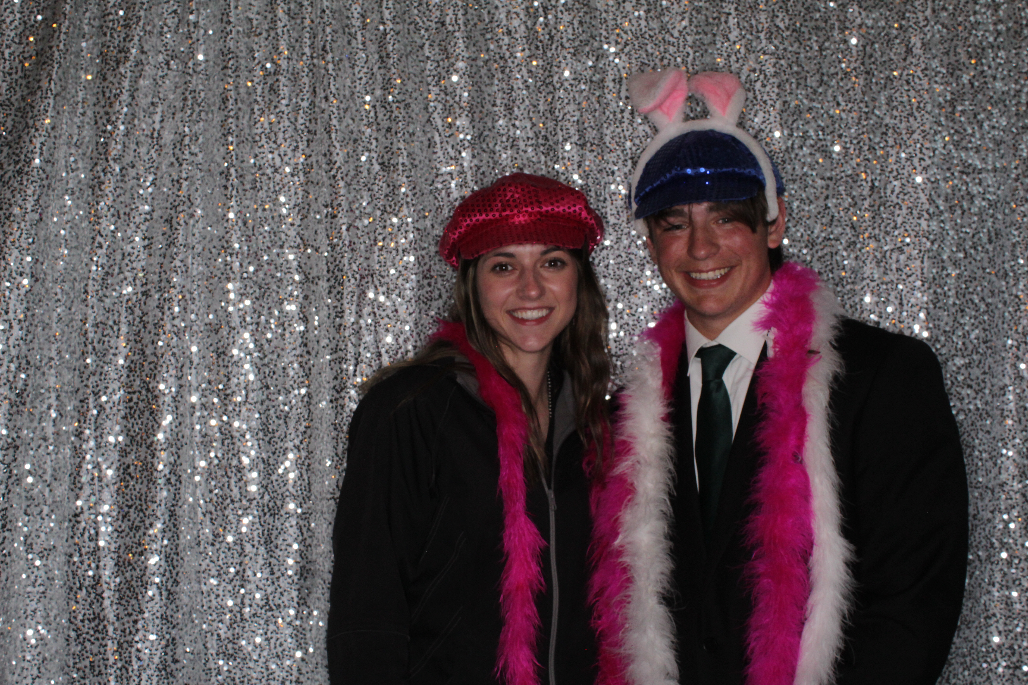 Cody and Makayla's Wedding | View more photos from the event at gallery.photoboothbillings.com/u/PhotoBoothBillings/Cody-and-Makaylas-Wedding