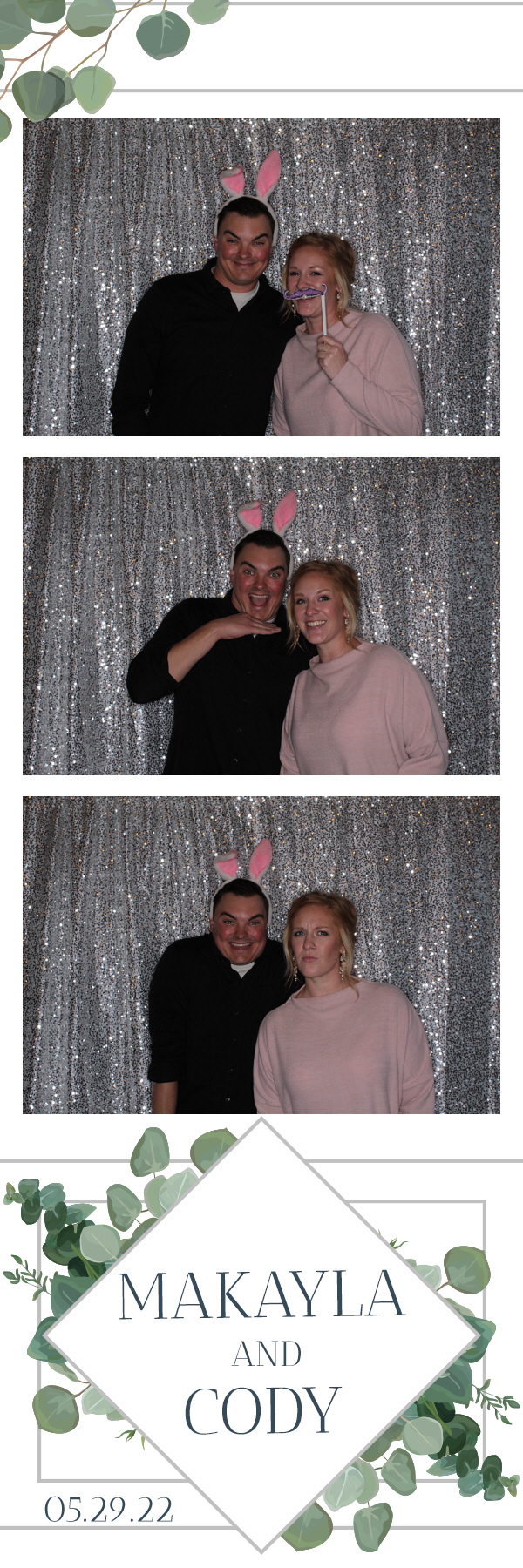 Cody and Makayla's Wedding | View more photos from the event at gallery.photoboothbillings.com/u/PhotoBoothBillings/Cody-and-Makaylas-Wedding