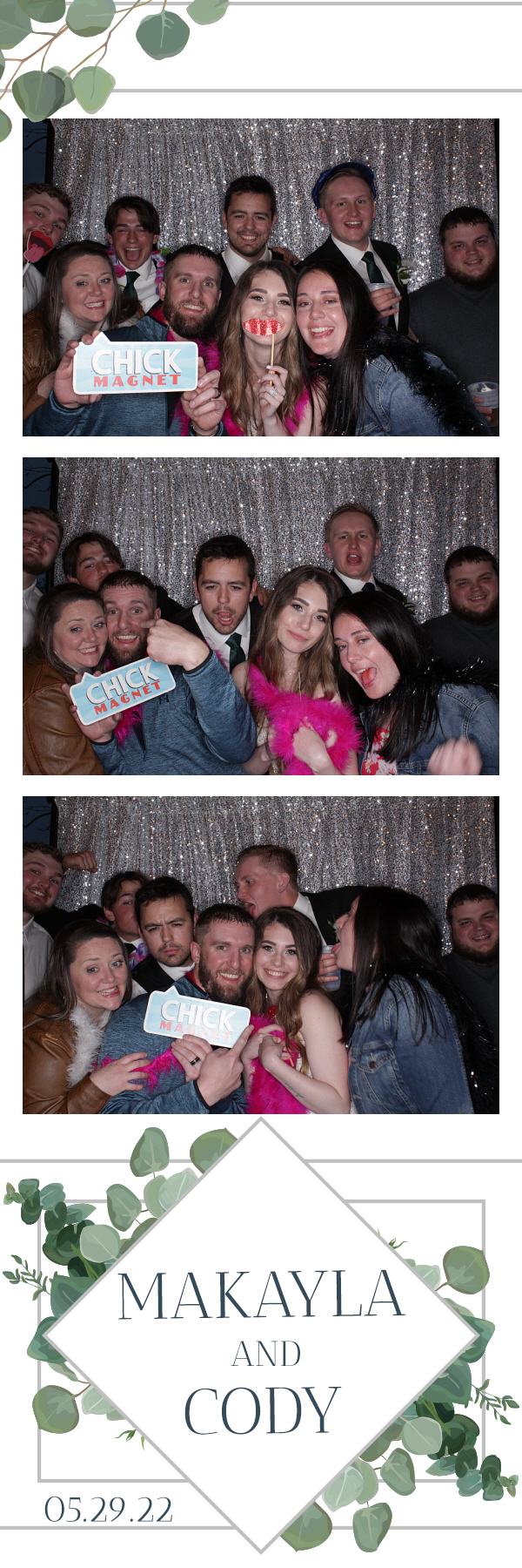 Cody and Makayla's Wedding | View more photos from the event at gallery.photoboothbillings.com/u/PhotoBoothBillings/Cody-and-Makaylas-Wedding