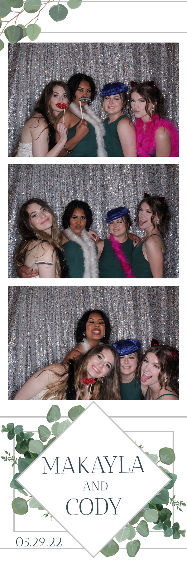 Cody and Makayla's Wedding | View more photos from the event at gallery.photoboothbillings.com/u/PhotoBoothBillings/Cody-and-Makaylas-Wedding