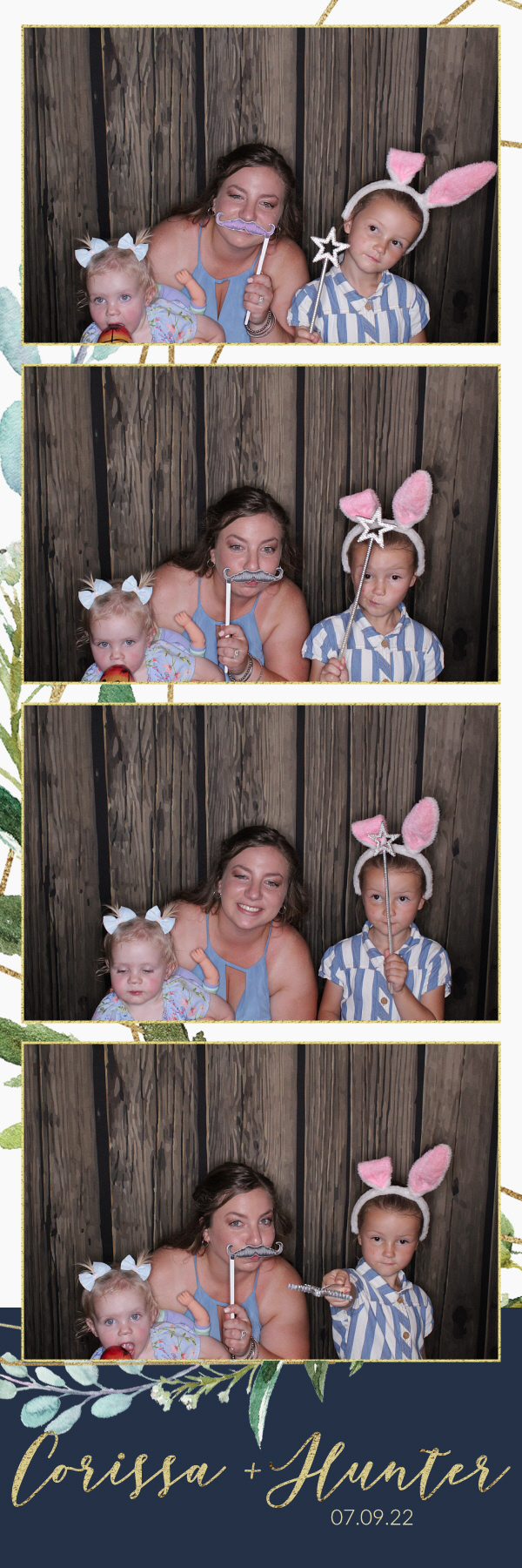 Corissa and Hunter's Wedding | View more photos from the event at gallery.photoboothbillings.com/u/PhotoBoothBillings/Corissa-and-Hunters-Wedding