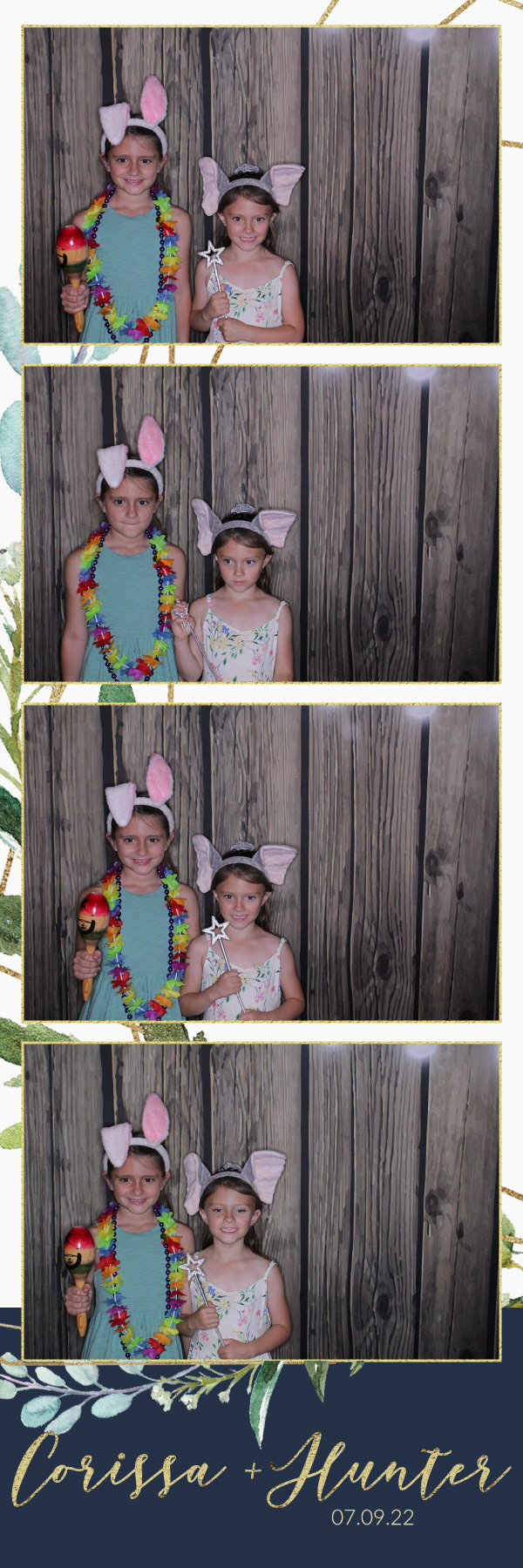 Corissa and Hunter's Wedding | View more photos from the event at gallery.photoboothbillings.com/u/PhotoBoothBillings/Corissa-and-Hunters-Wedding