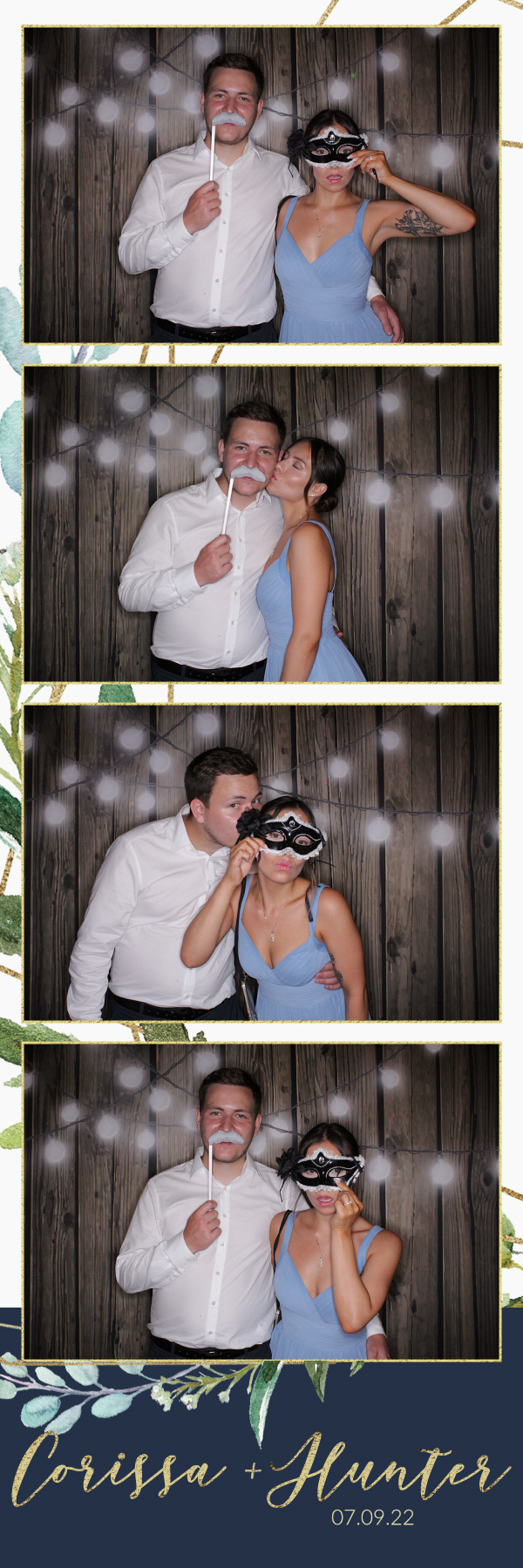 Corissa and Hunter's Wedding | View more photos from the event at gallery.photoboothbillings.com/u/PhotoBoothBillings/Corissa-and-Hunters-Wedding