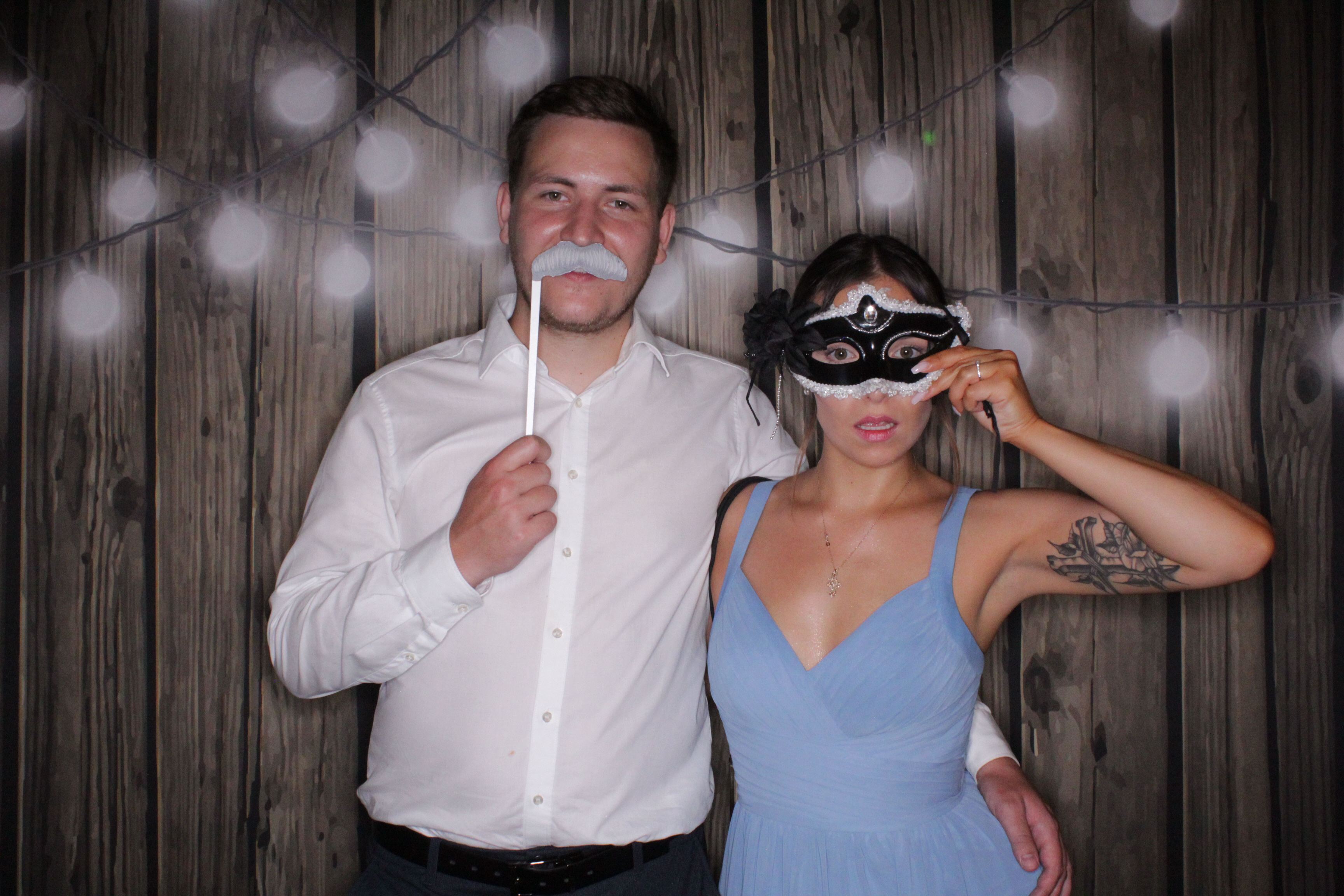 Corissa and Hunter's Wedding | View more photos from the event at gallery.photoboothbillings.com/u/PhotoBoothBillings/Corissa-and-Hunters-Wedding