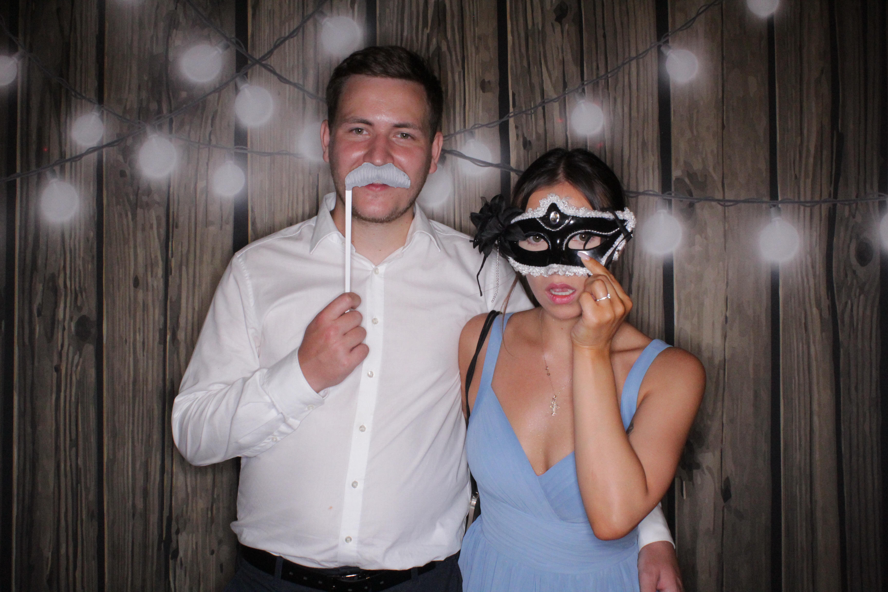 Corissa and Hunter's Wedding | View more photos from the event at gallery.photoboothbillings.com/u/PhotoBoothBillings/Corissa-and-Hunters-Wedding