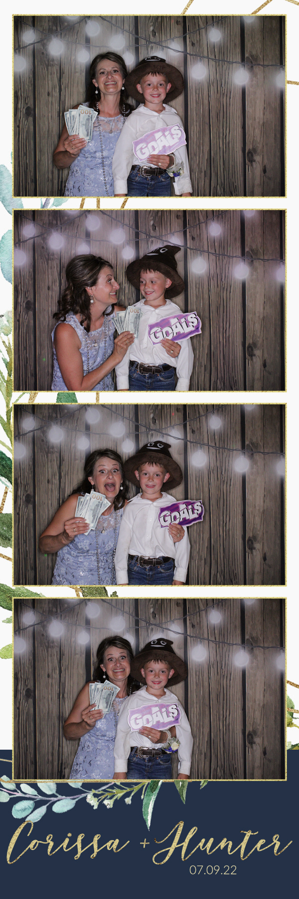 Corissa and Hunter's Wedding | View more photos from the event at gallery.photoboothbillings.com/u/PhotoBoothBillings/Corissa-and-Hunters-Wedding