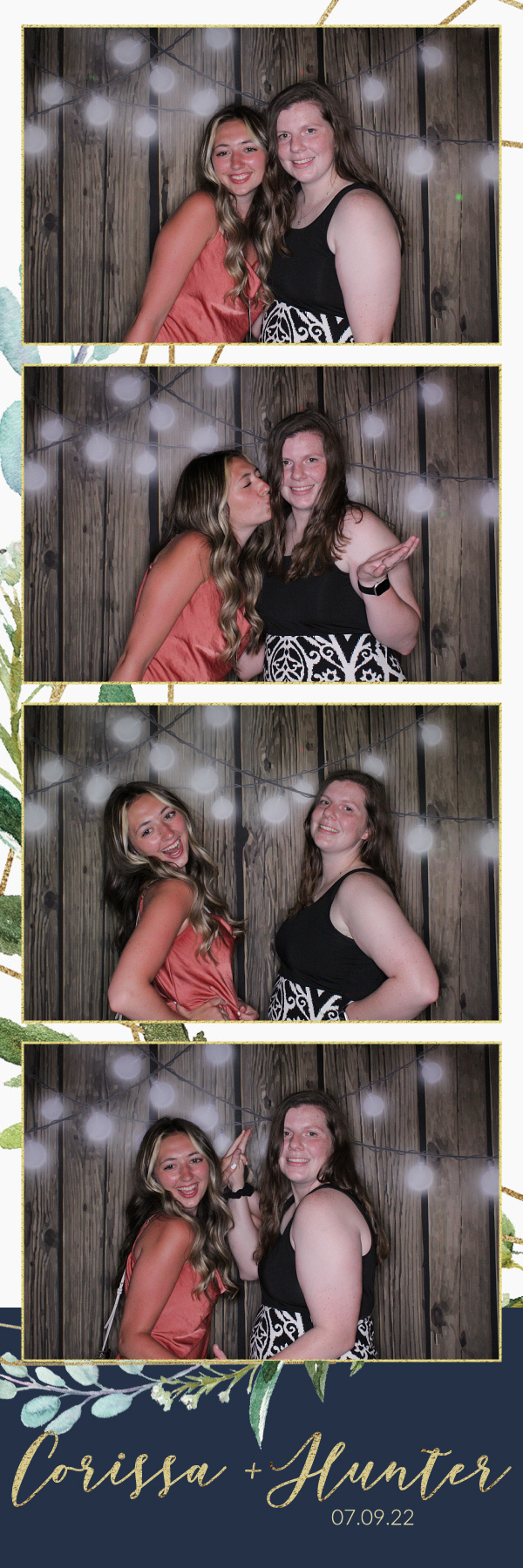 Corissa and Hunter's Wedding | View more photos from the event at gallery.photoboothbillings.com/u/PhotoBoothBillings/Corissa-and-Hunters-Wedding