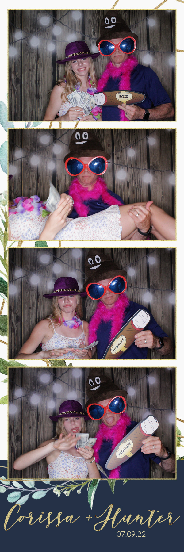 Corissa and Hunter's Wedding | View more photos from the event at gallery.photoboothbillings.com/u/PhotoBoothBillings/Corissa-and-Hunters-Wedding