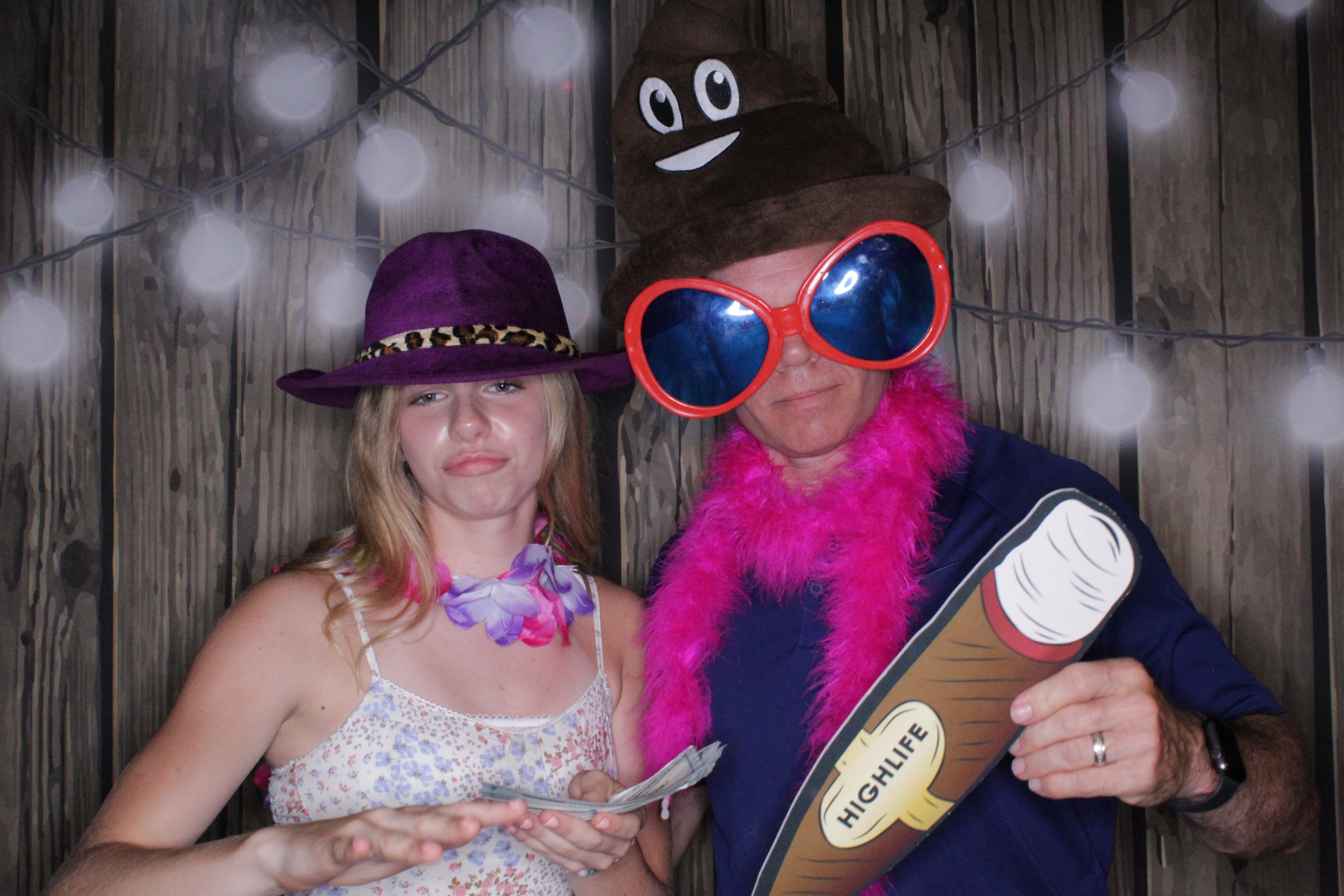 Corissa and Hunter's Wedding | View more photos from the event at gallery.photoboothbillings.com/u/PhotoBoothBillings/Corissa-and-Hunters-Wedding