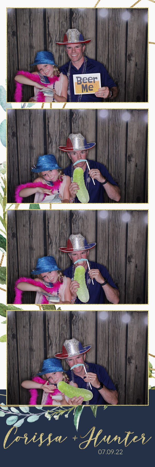 Corissa and Hunter's Wedding | View more photos from the event at gallery.photoboothbillings.com/u/PhotoBoothBillings/Corissa-and-Hunters-Wedding