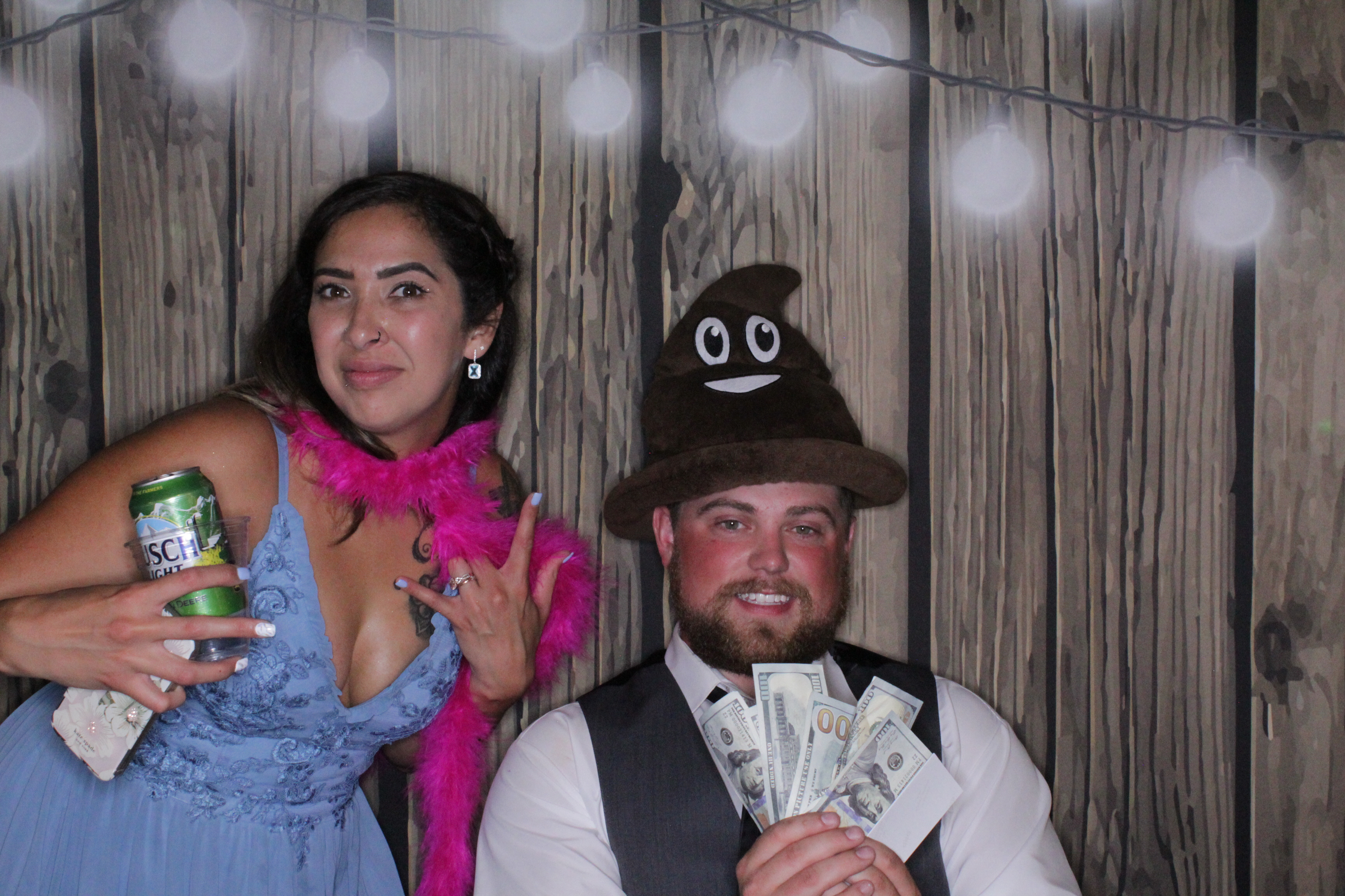 Corissa and Hunter's Wedding | View more photos from the event at gallery.photoboothbillings.com/u/PhotoBoothBillings/Corissa-and-Hunters-Wedding