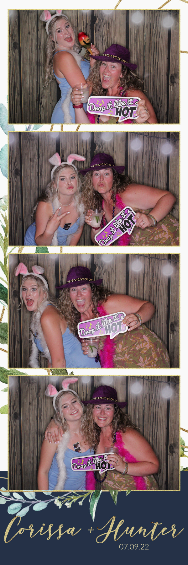 Corissa and Hunter's Wedding | View more photos from the event at gallery.photoboothbillings.com/u/PhotoBoothBillings/Corissa-and-Hunters-Wedding