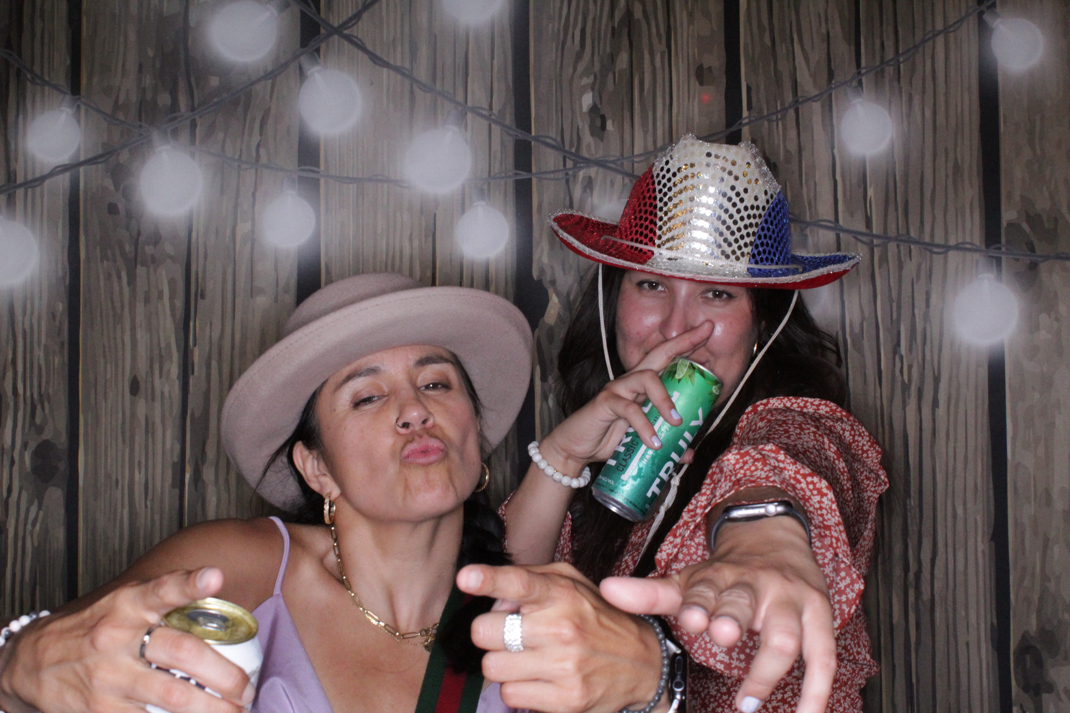 Corissa and Hunter's Wedding | View more photos from the event at gallery.photoboothbillings.com/u/PhotoBoothBillings/Corissa-and-Hunters-Wedding