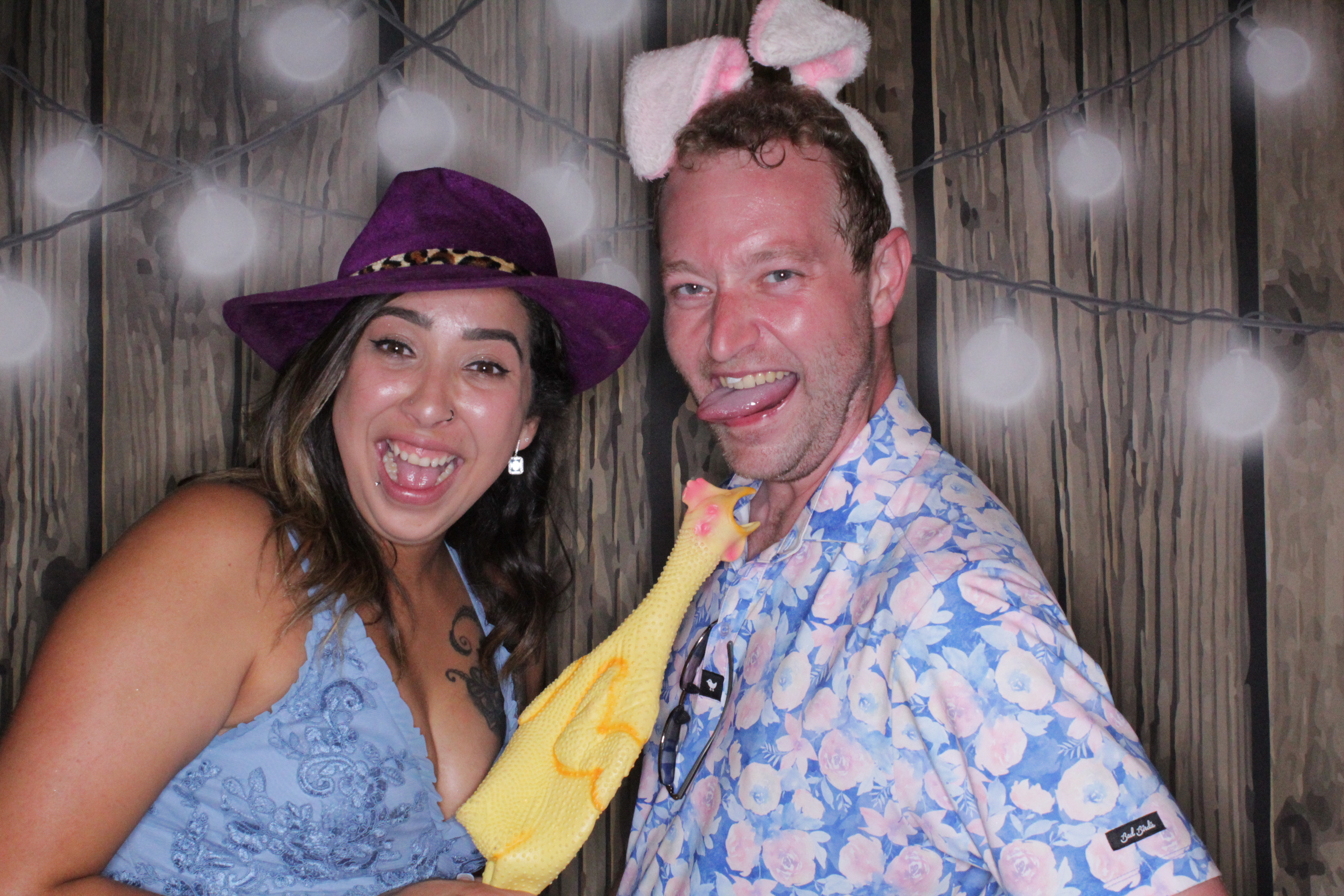 Corissa and Hunter's Wedding | View more photos from the event at gallery.photoboothbillings.com/u/PhotoBoothBillings/Corissa-and-Hunters-Wedding