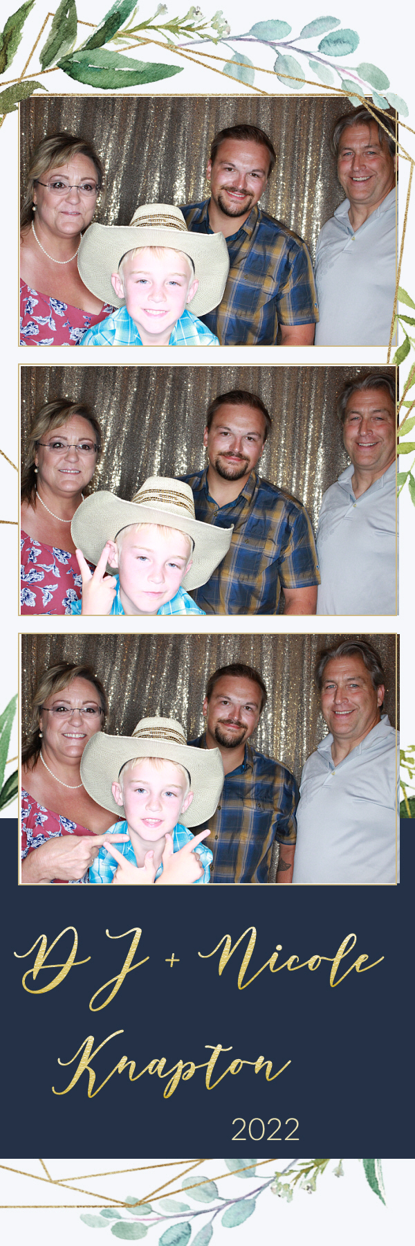 DJ and Nicole's Wedding | View more photos from the event at gallery.photoboothbillings.com/u/PhotoBoothBillings/DJ-and-Nicoles-Wedding