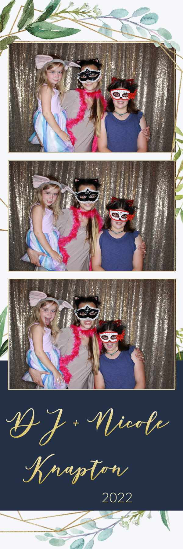 DJ and Nicole's Wedding | View more photos from the event at gallery.photoboothbillings.com/u/PhotoBoothBillings/DJ-and-Nicoles-Wedding