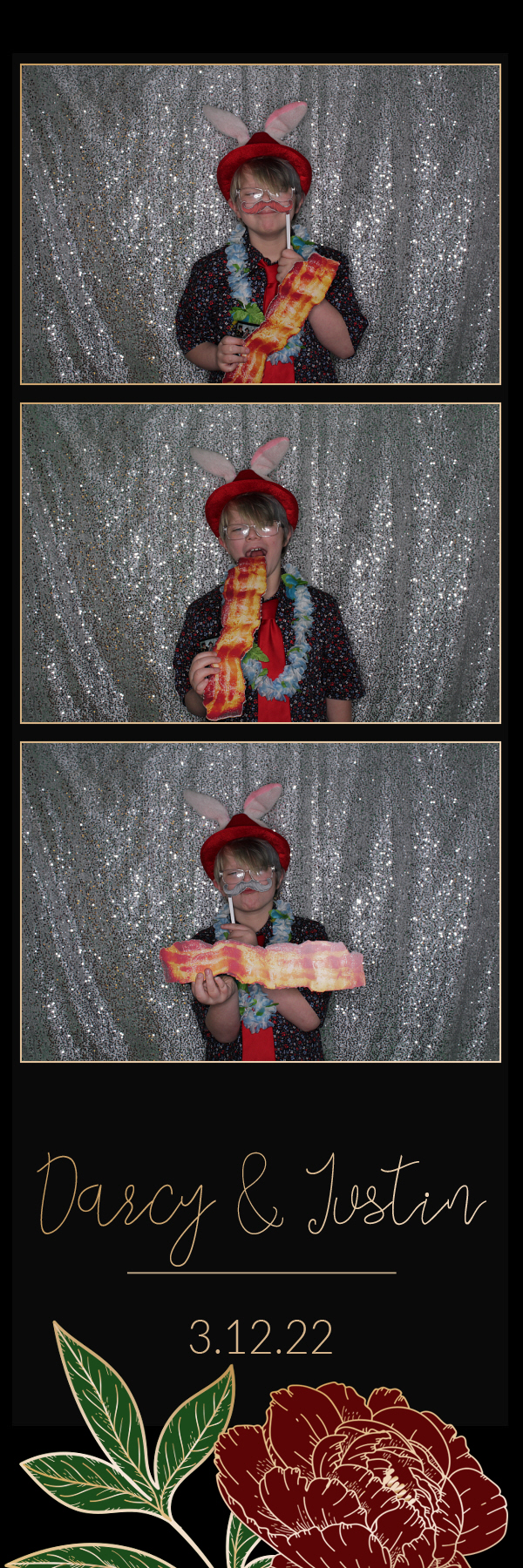 Darcy and Justin's Wedding | View more photos from the event at gallery.photoboothbillings.com/u/PhotoBoothBillings/Darcy-and-Justins-Wedding