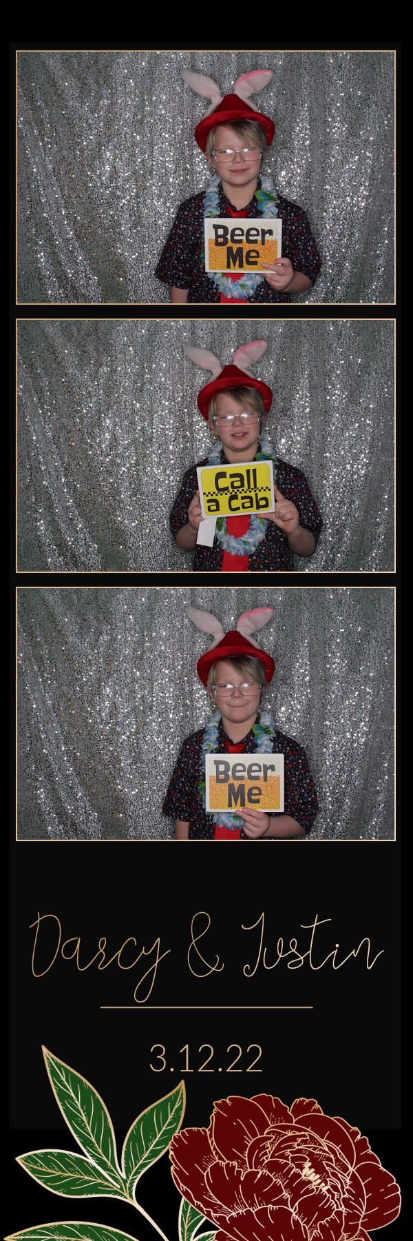 Darcy and Justin's Wedding | View more photos from the event at gallery.photoboothbillings.com/u/PhotoBoothBillings/Darcy-and-Justins-Wedding