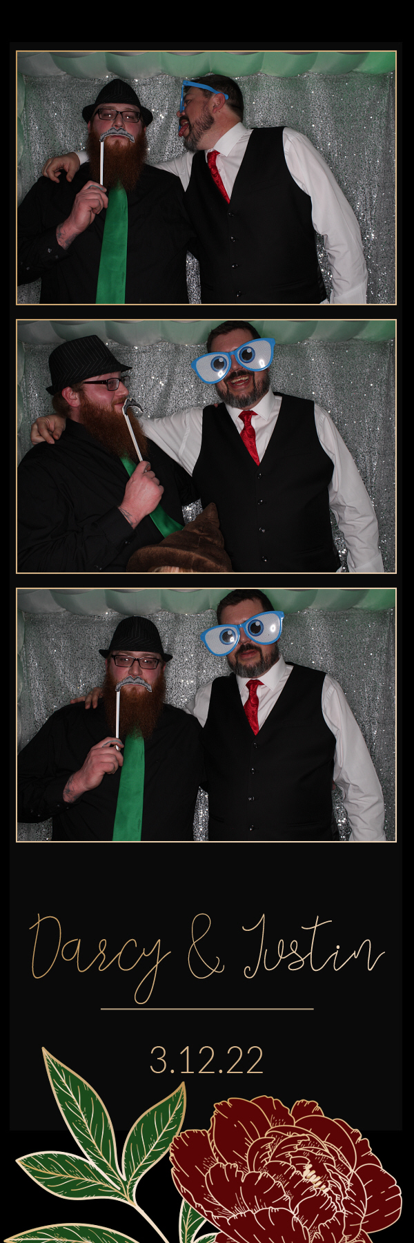 Darcy and Justin's Wedding | View more photos from the event at gallery.photoboothbillings.com/u/PhotoBoothBillings/Darcy-and-Justins-Wedding