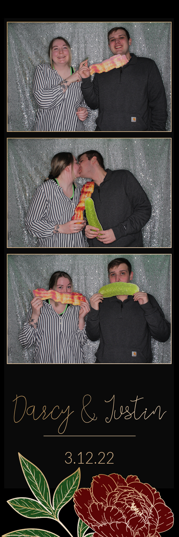 Darcy and Justin's Wedding | View more photos from the event at gallery.photoboothbillings.com/u/PhotoBoothBillings/Darcy-and-Justins-Wedding
