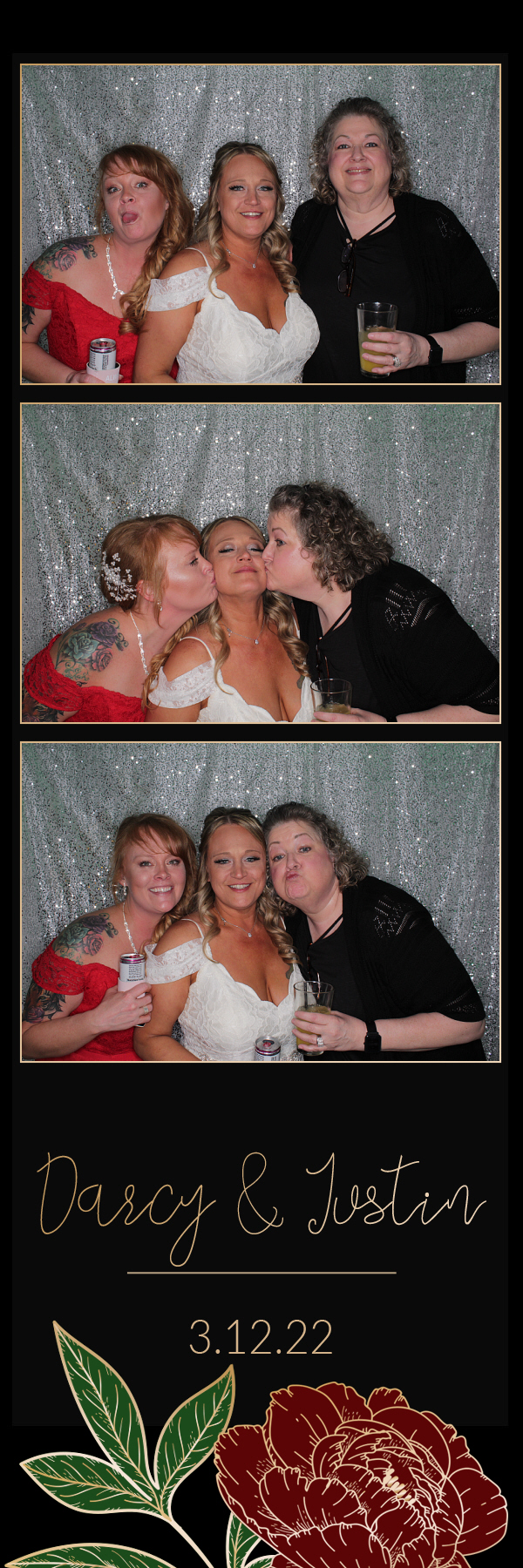 Darcy and Justin's Wedding | View more photos from the event at gallery.photoboothbillings.com/u/PhotoBoothBillings/Darcy-and-Justins-Wedding