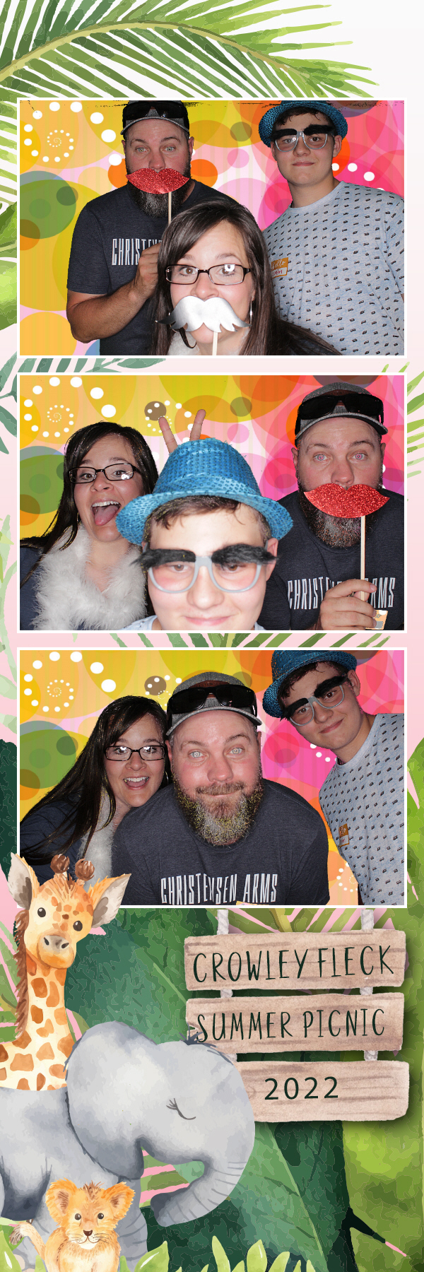 Employee Picnic | View more photos from the event at gallery.photoboothbillings.com/u/PhotoBoothBillings/Employee-Picnic