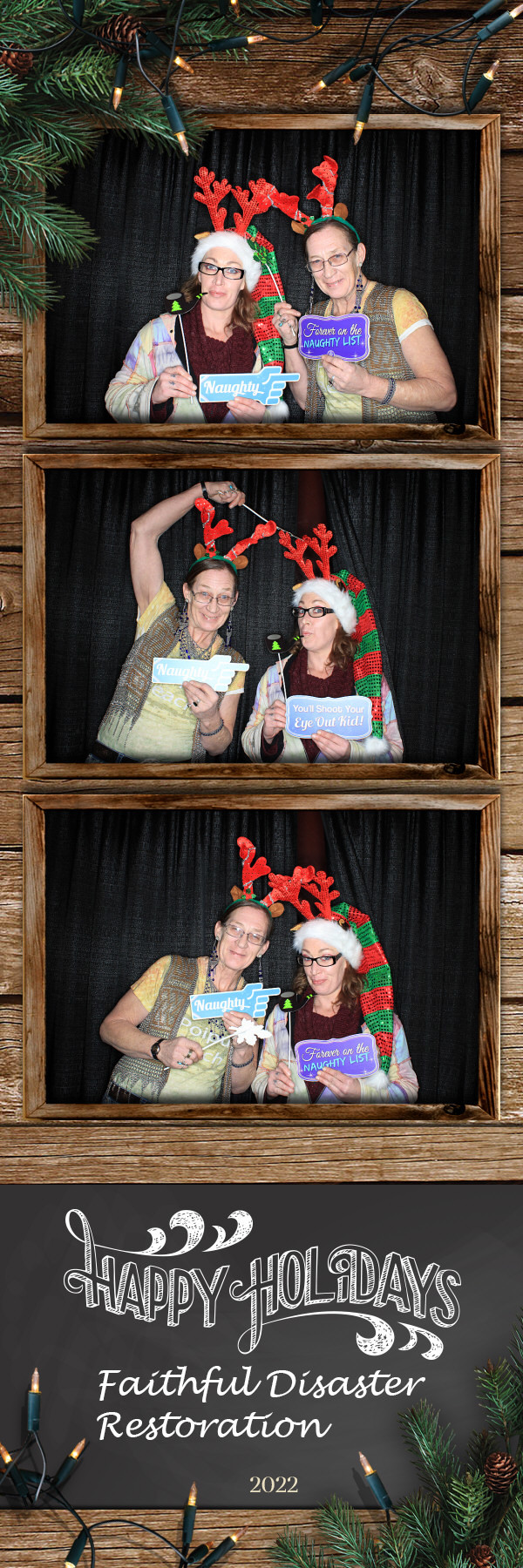Holiday Party | View more photos from the event at gallery.photoboothbillings.com/u/PhotoBoothBillings/Holiday-Party-0