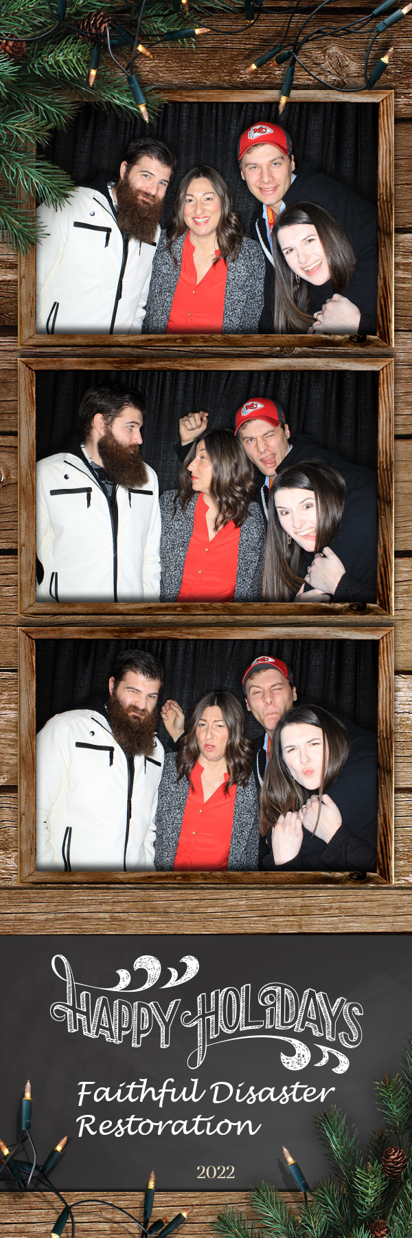 Holiday Party | View more photos from the event at gallery.photoboothbillings.com/u/PhotoBoothBillings/Holiday-Party-0