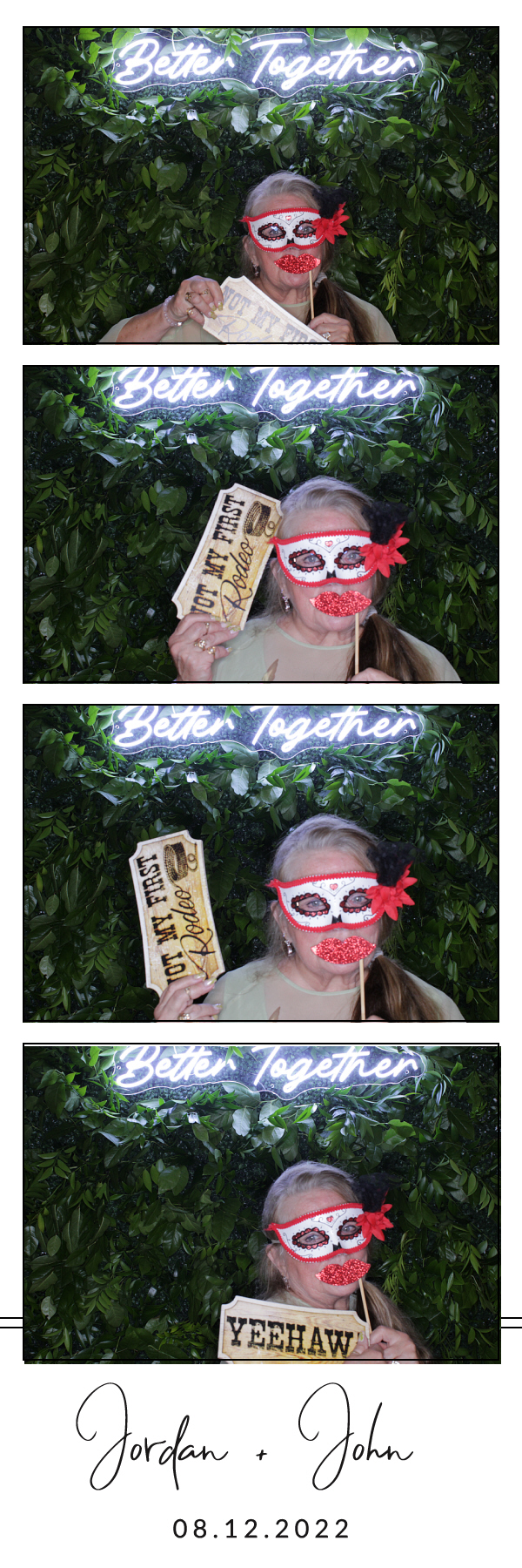 Jordan and John's Wedding | View more photos from the event at gallery.photoboothbillings.com/u/PhotoBoothBillings/Jordan-and-Johns-Wedding