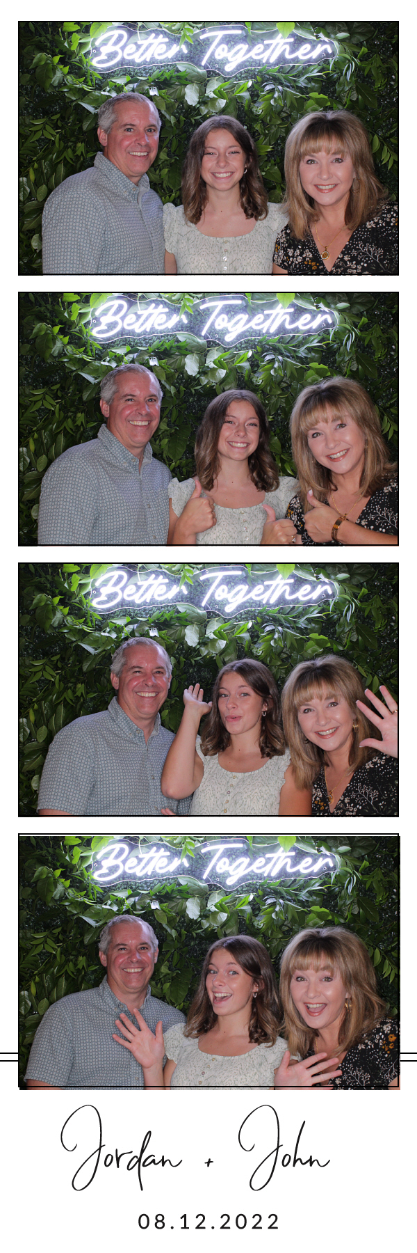 Jordan and John's Wedding | View more photos from the event at gallery.photoboothbillings.com/u/PhotoBoothBillings/Jordan-and-Johns-Wedding