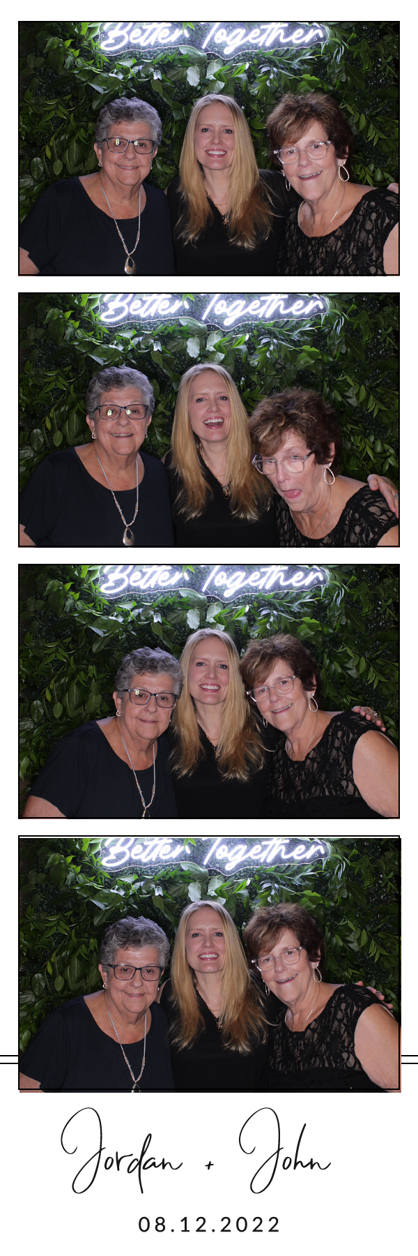 Jordan and John's Wedding | View more photos from the event at gallery.photoboothbillings.com/u/PhotoBoothBillings/Jordan-and-Johns-Wedding