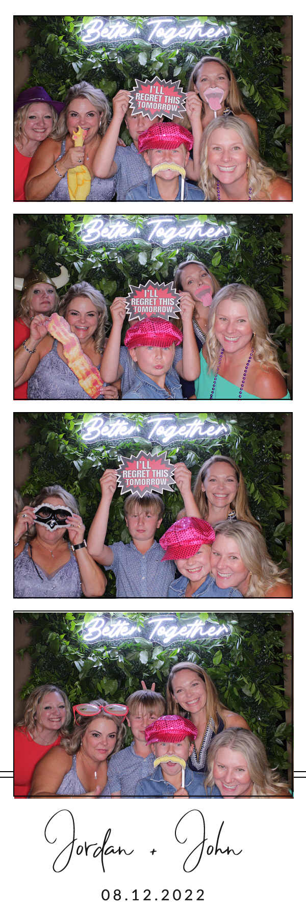 Jordan and John's Wedding | View more photos from the event at gallery.photoboothbillings.com/u/PhotoBoothBillings/Jordan-and-Johns-Wedding
