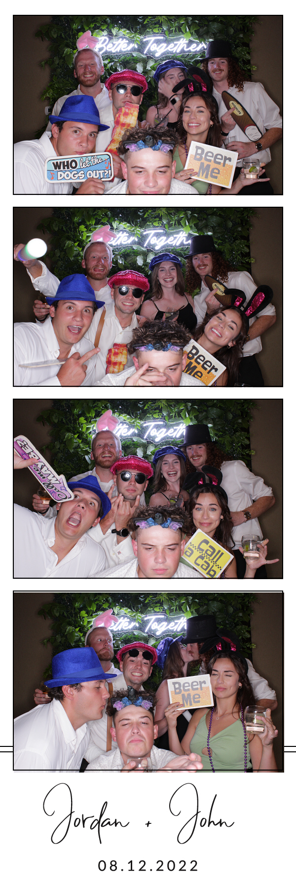 Jordan and John's Wedding | View more photos from the event at gallery.photoboothbillings.com/u/PhotoBoothBillings/Jordan-and-Johns-Wedding