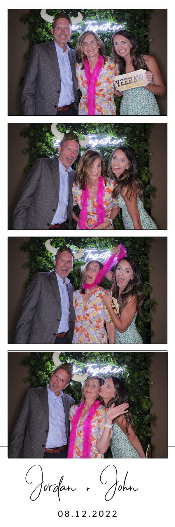 Jordan and John's Wedding | View more photos from the event at gallery.photoboothbillings.com/u/PhotoBoothBillings/Jordan-and-Johns-Wedding