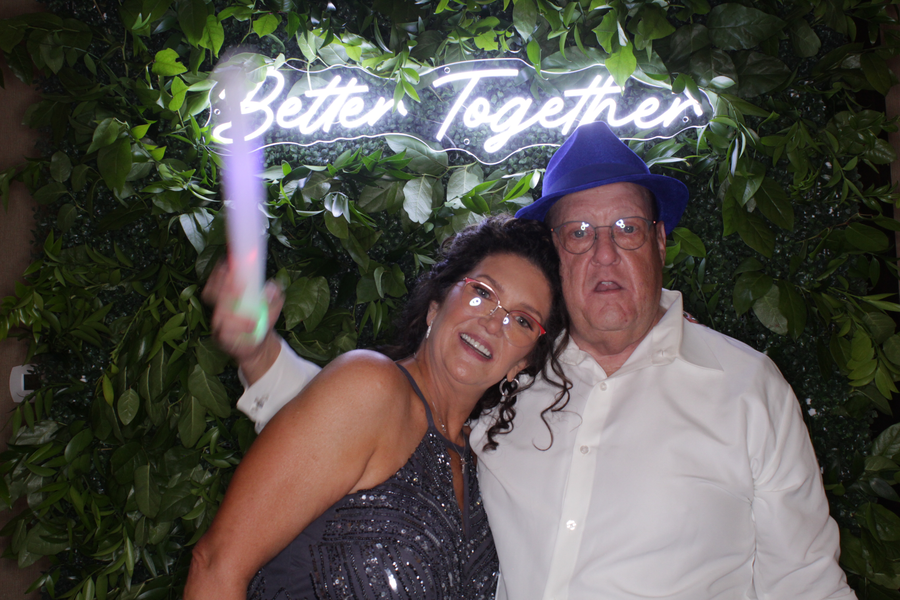 Jordan and John's Wedding | View more photos from the event at gallery.photoboothbillings.com/u/PhotoBoothBillings/Jordan-and-Johns-Wedding