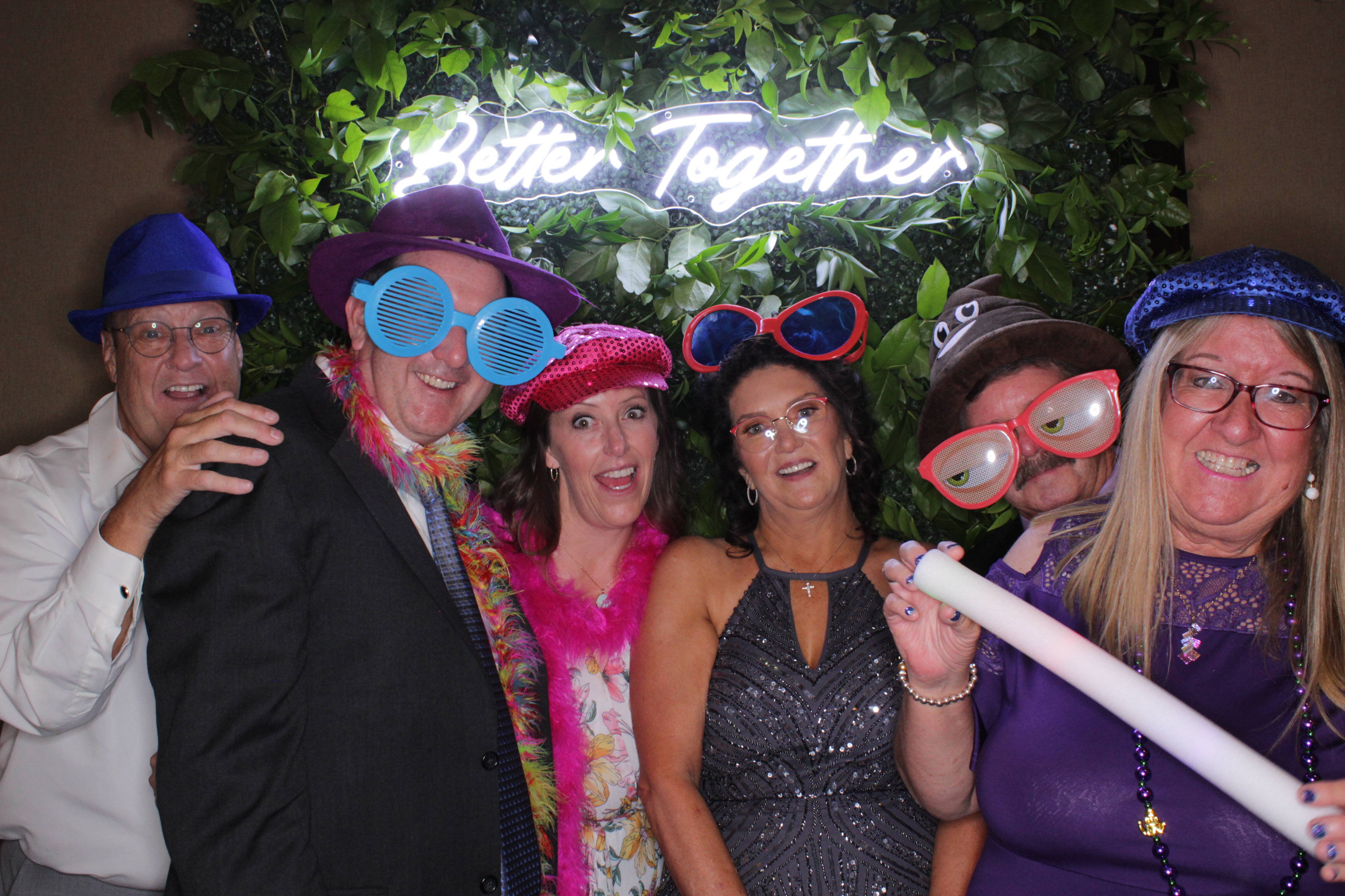 Jordan and John's Wedding | View more photos from the event at gallery.photoboothbillings.com/u/PhotoBoothBillings/Jordan-and-Johns-Wedding