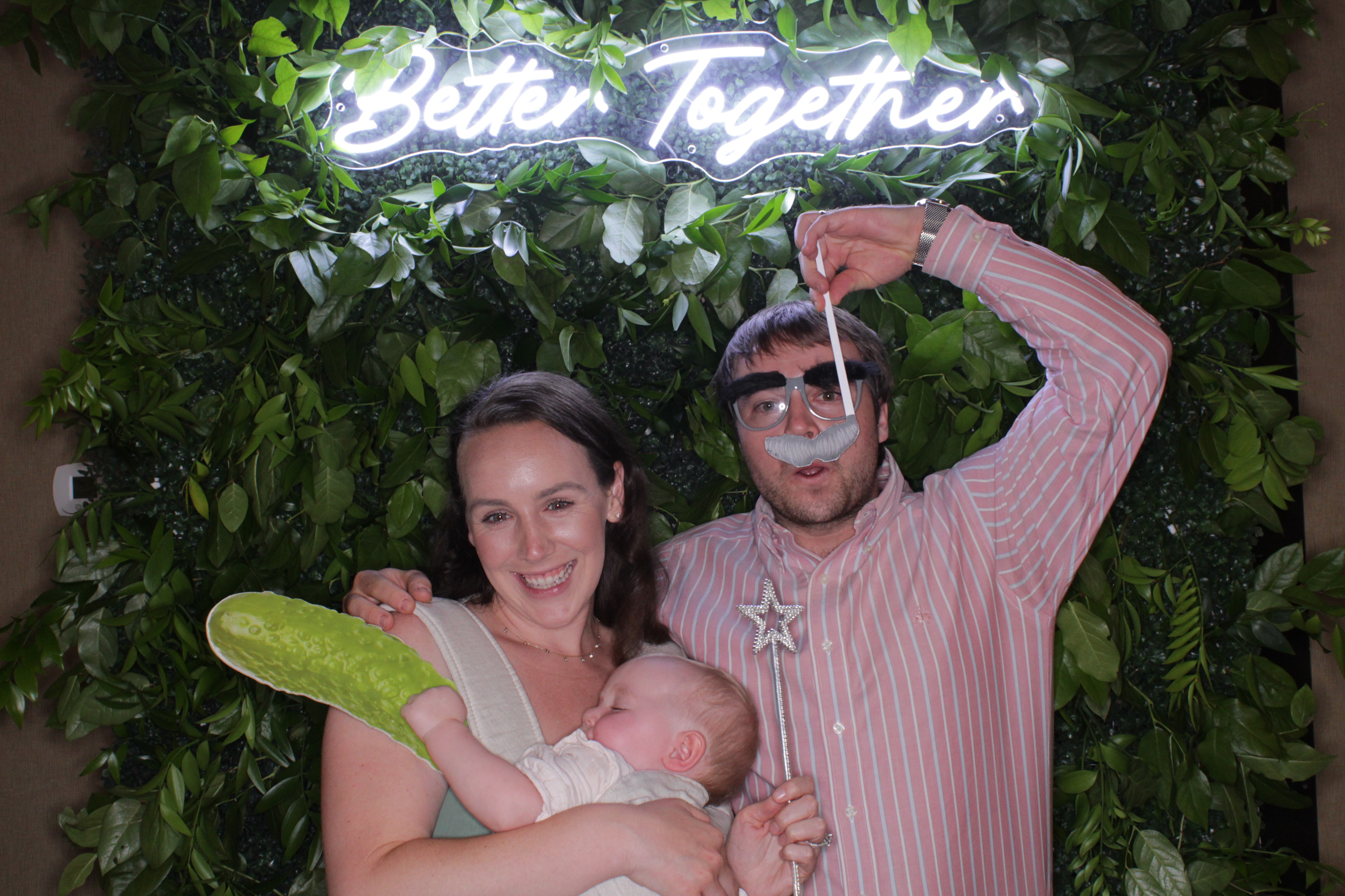 Jordan and John's Wedding | View more photos from the event at gallery.photoboothbillings.com/u/PhotoBoothBillings/Jordan-and-Johns-Wedding