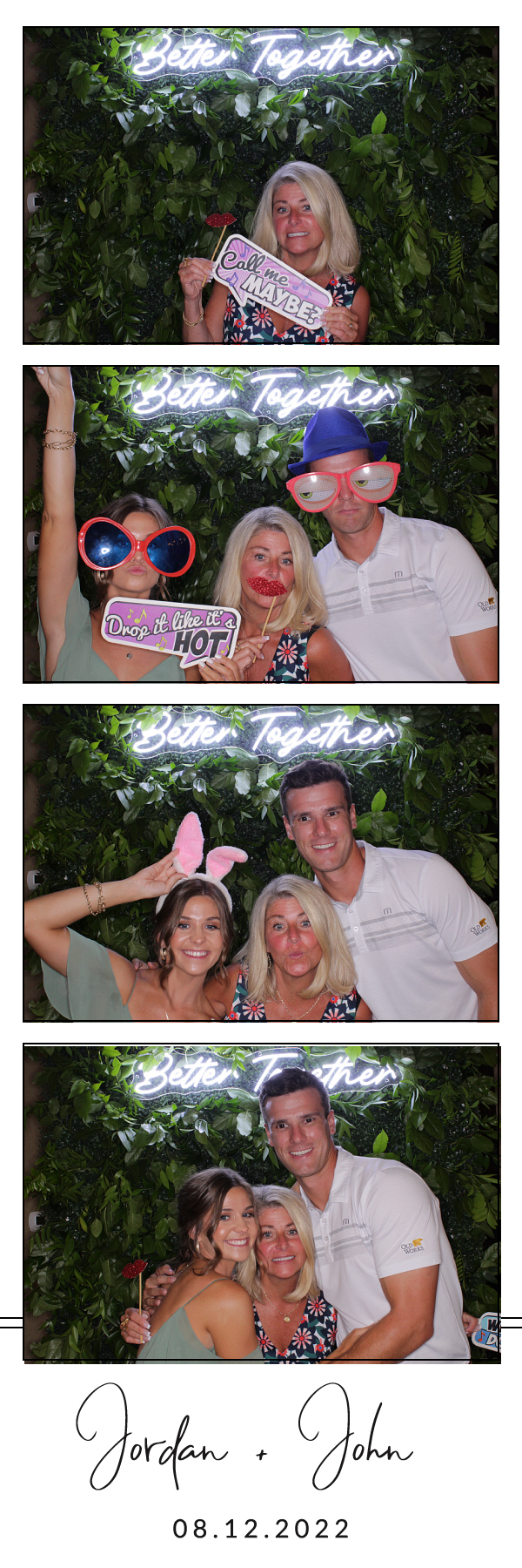 Jordan and John's Wedding | View more photos from the event at gallery.photoboothbillings.com/u/PhotoBoothBillings/Jordan-and-Johns-Wedding