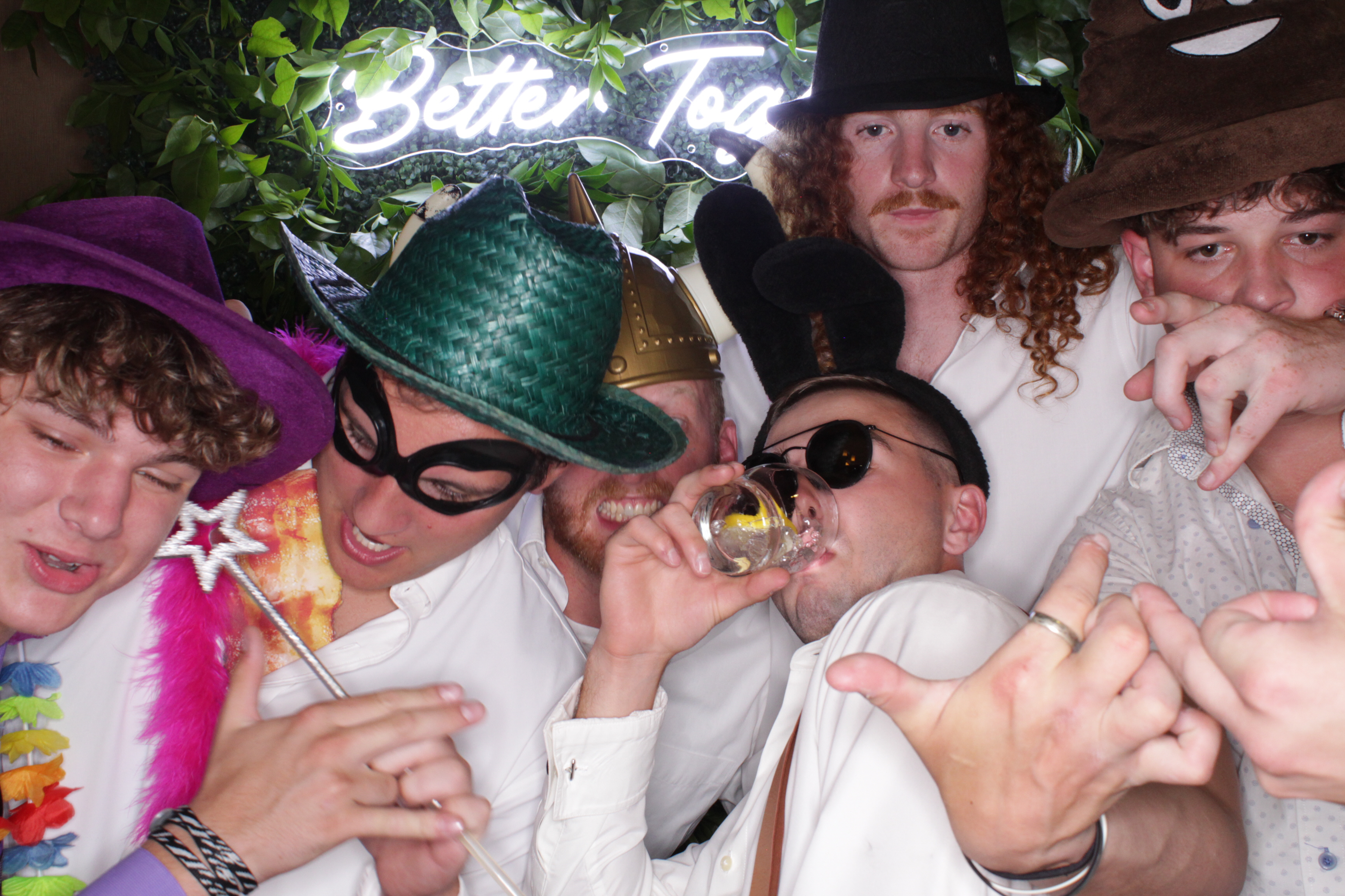 Jordan and John's Wedding | View more photos from the event at gallery.photoboothbillings.com/u/PhotoBoothBillings/Jordan-and-Johns-Wedding