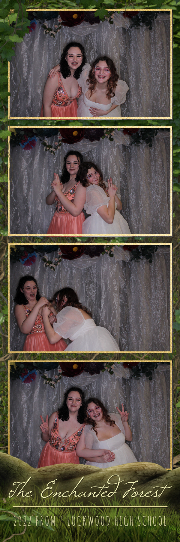 Lockwood Prom | View more photos from the event at gallery.photoboothbillings.com/u/PhotoBoothBillings/Lockwood-Prom